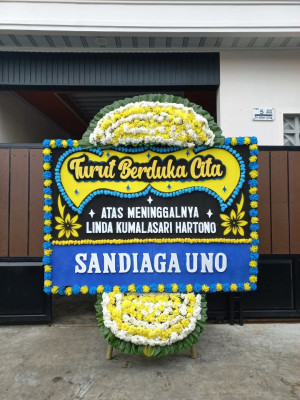 Papan Bunga Duka di Sipoholon